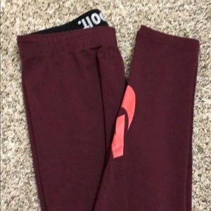 maroon & coral nike legging